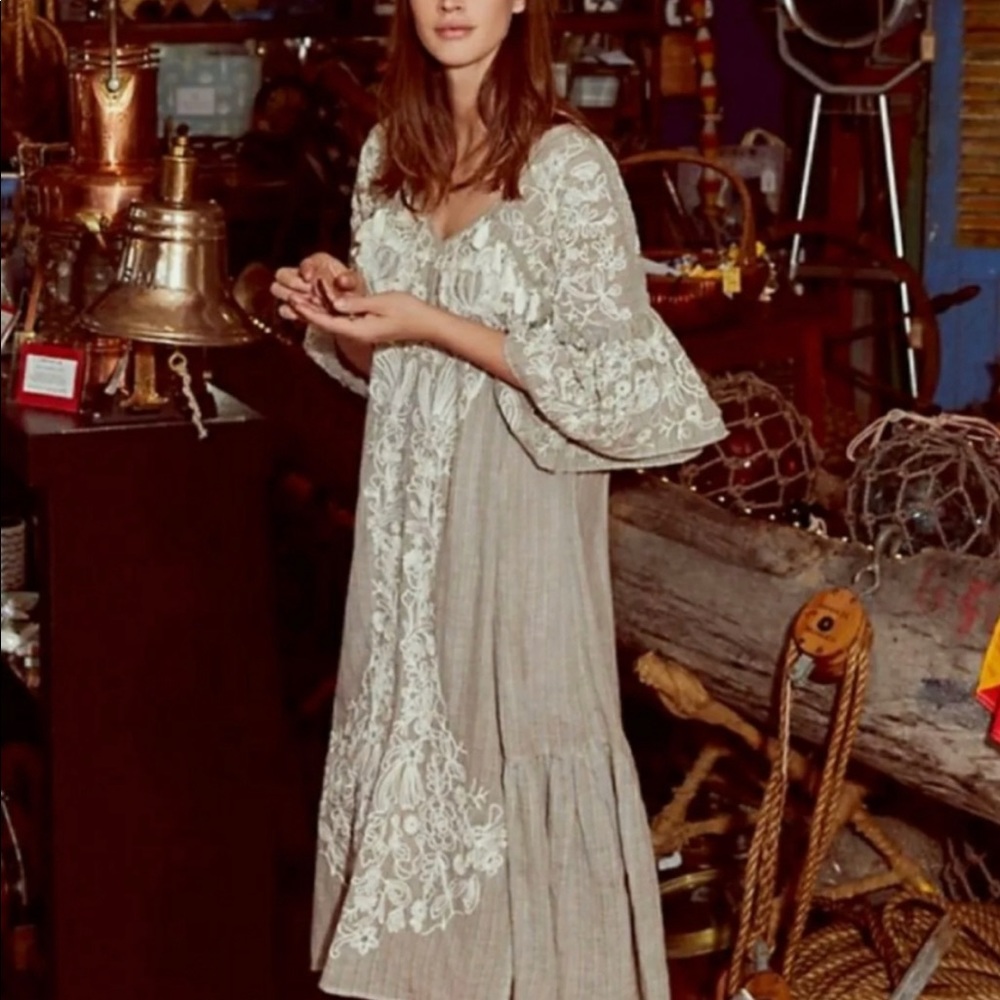 Anthropologie Maeve Gray/Cream Dress